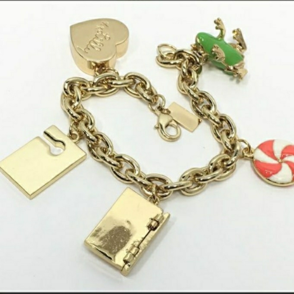 Lilly Pulitzer Valentine's Day Charm Bracelet - Picture 5 of 7